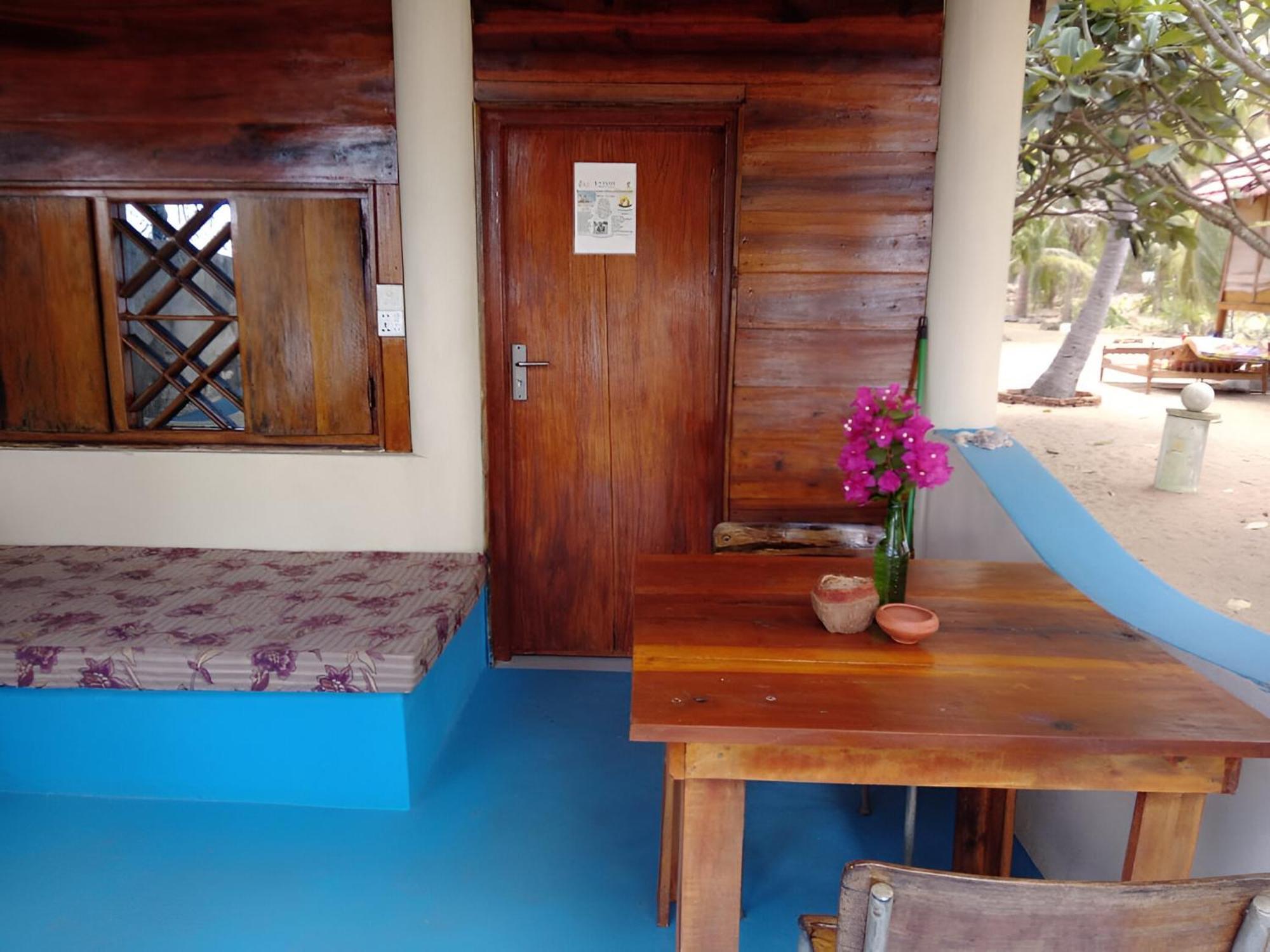 Breezy Beach Cabanas Baie d'Arugam Extérieur photo